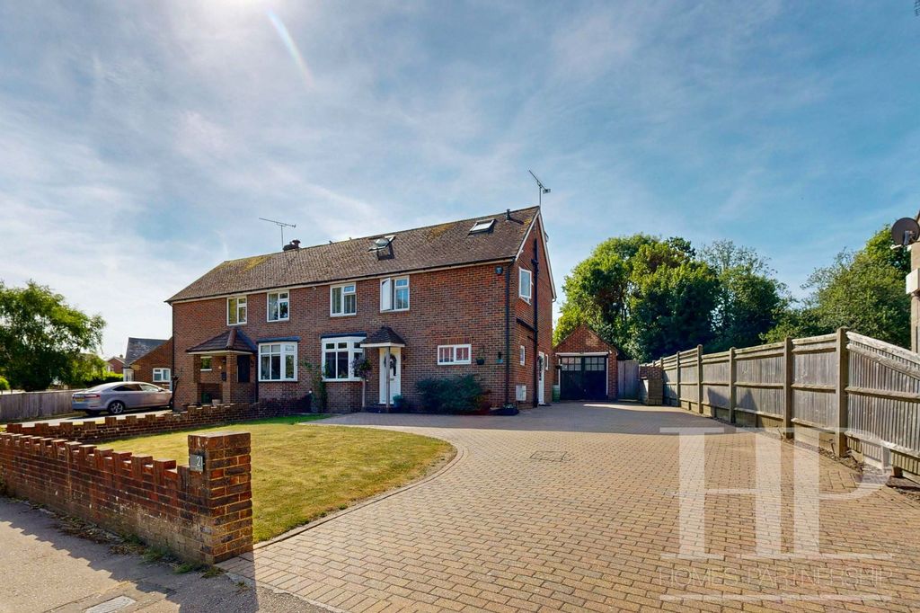 Property photo 1 of 30