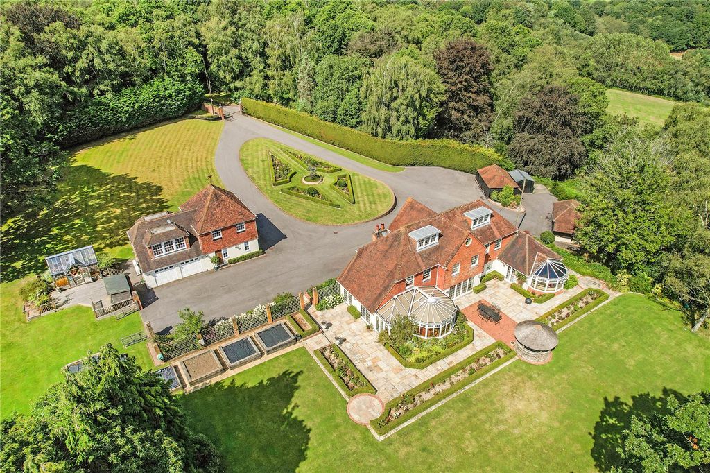 Property photo 3 of 23 Aerial Shot