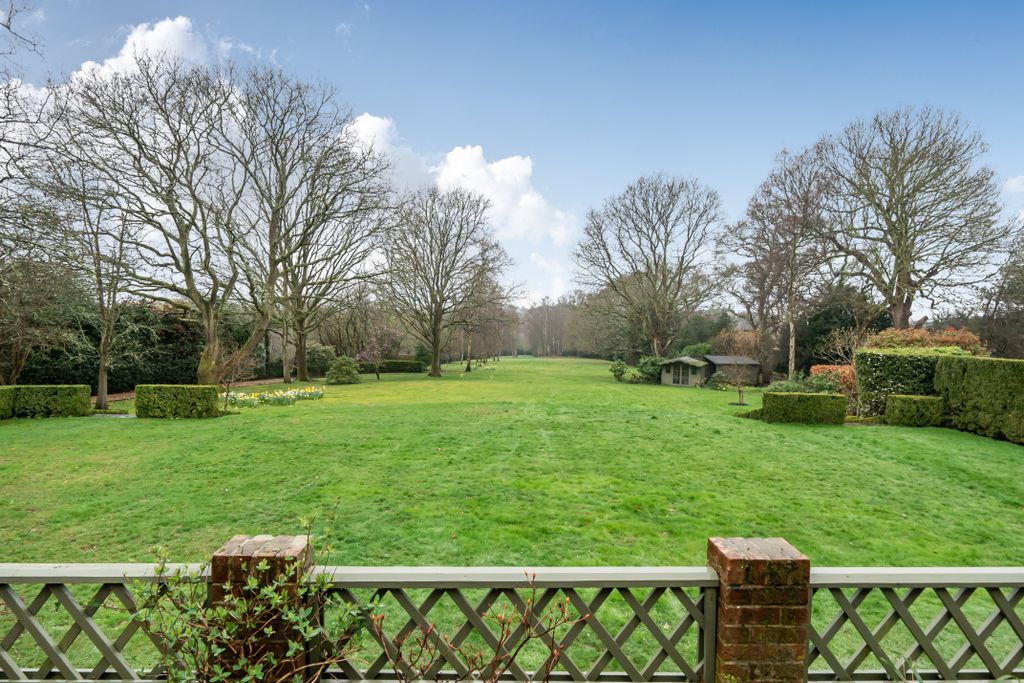 Property photo 3 of 22