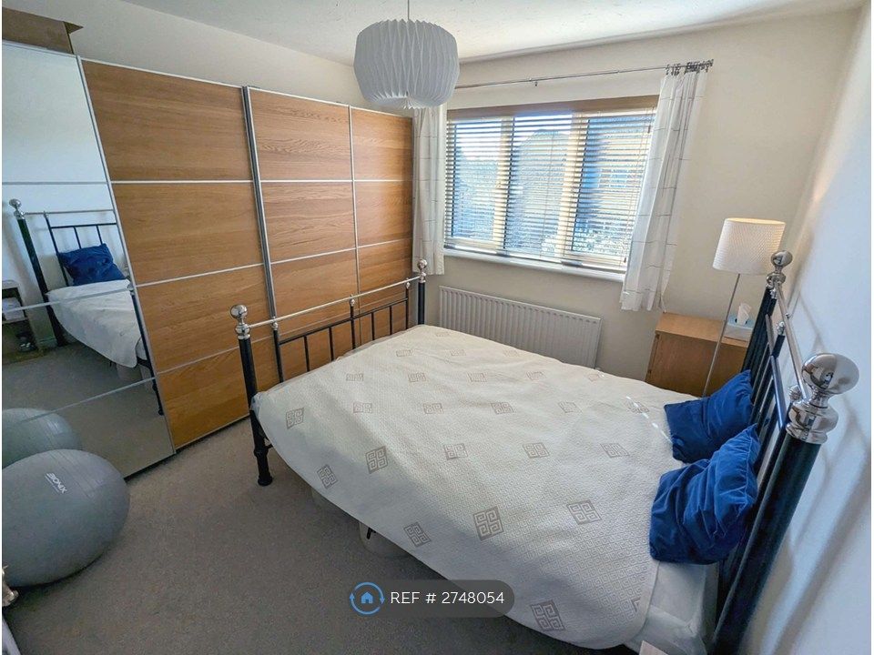 Property photo 3 of 5 Bedroom