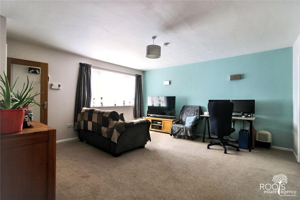Property photo 3 of 7 Picture No. 01