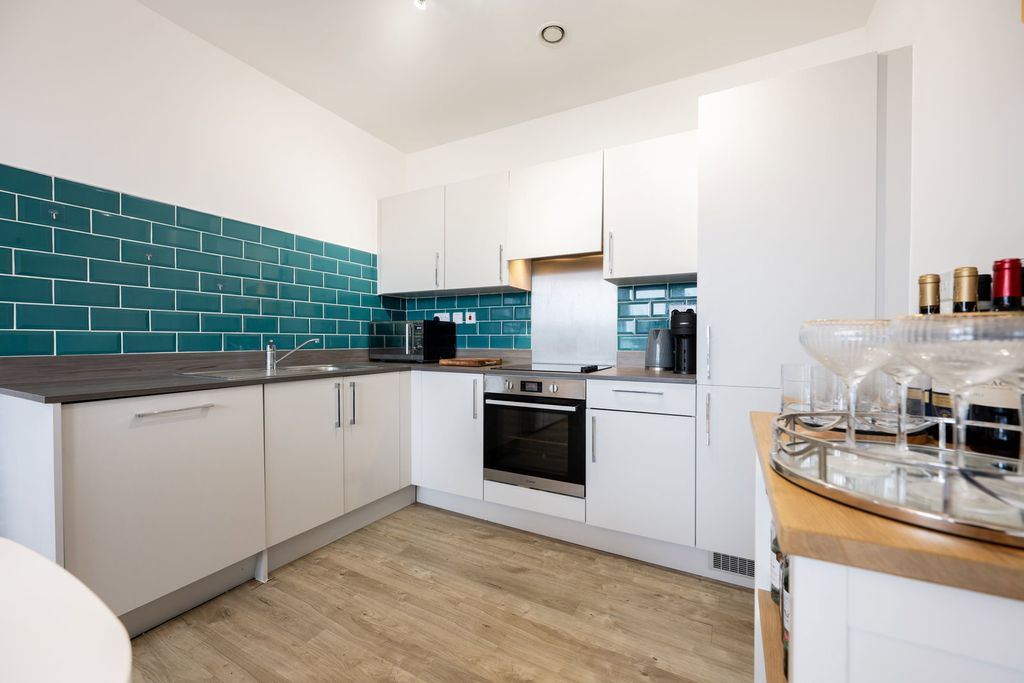 Property photo 1 of 35