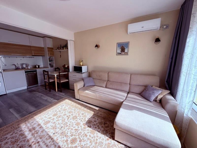 Property photo 3 of 31