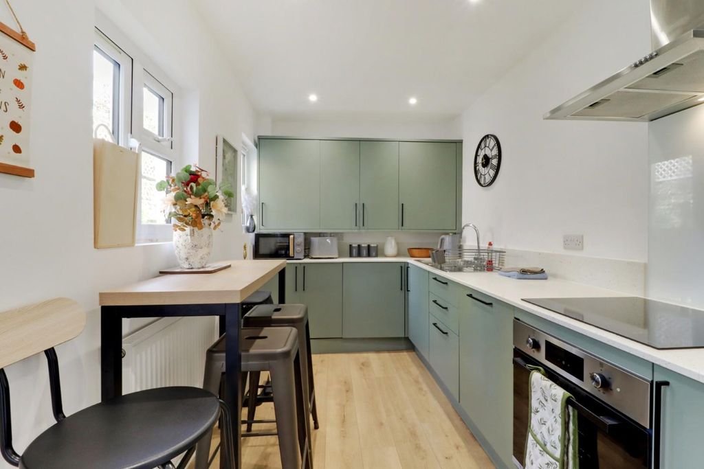 Property photo 2 of 14 .Kitchen (2).Jpg