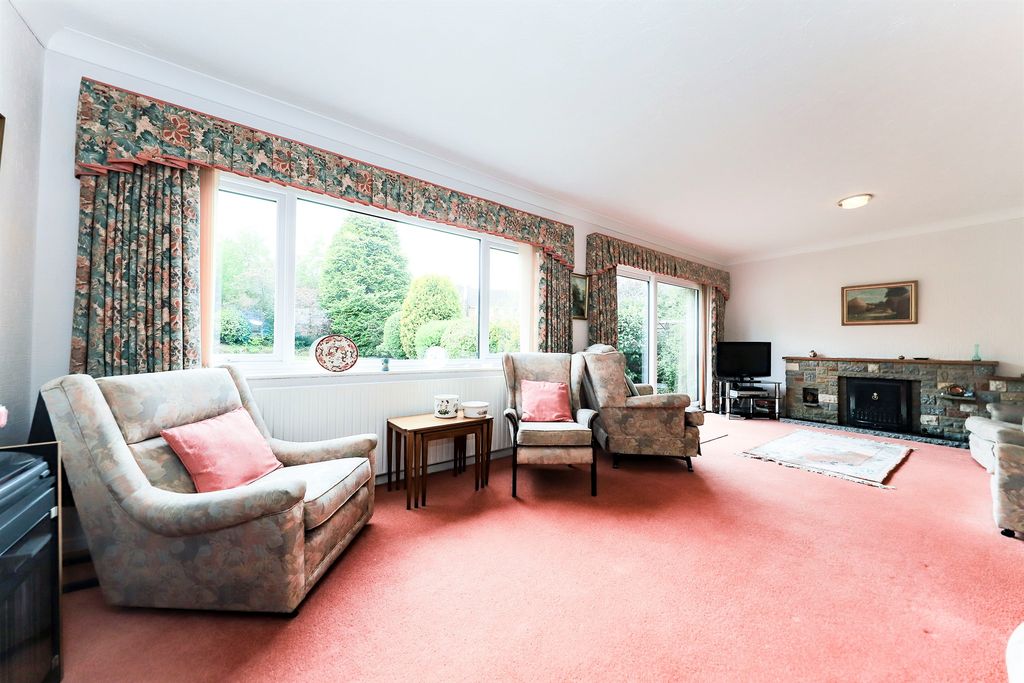 Property photo 3 of 19