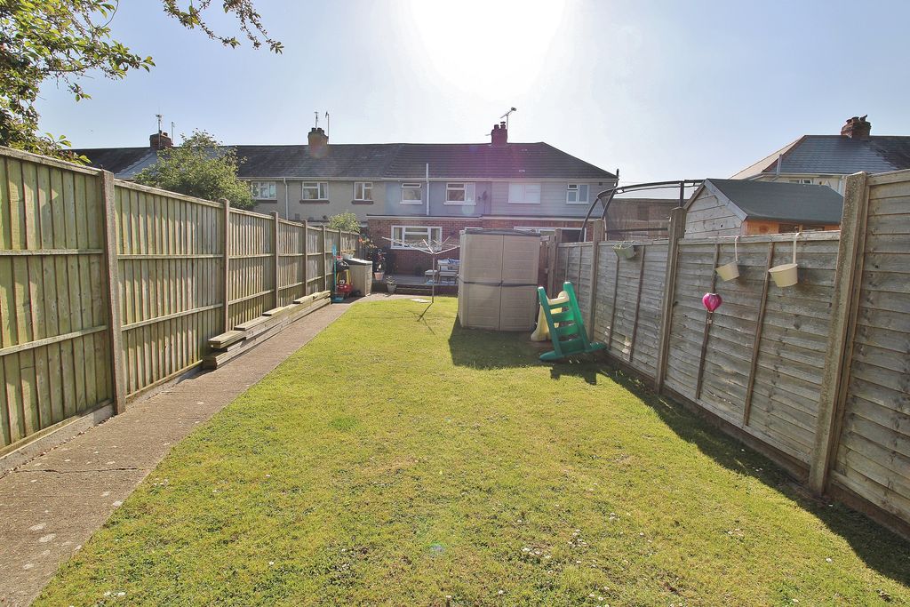 Property photo 3 of 16