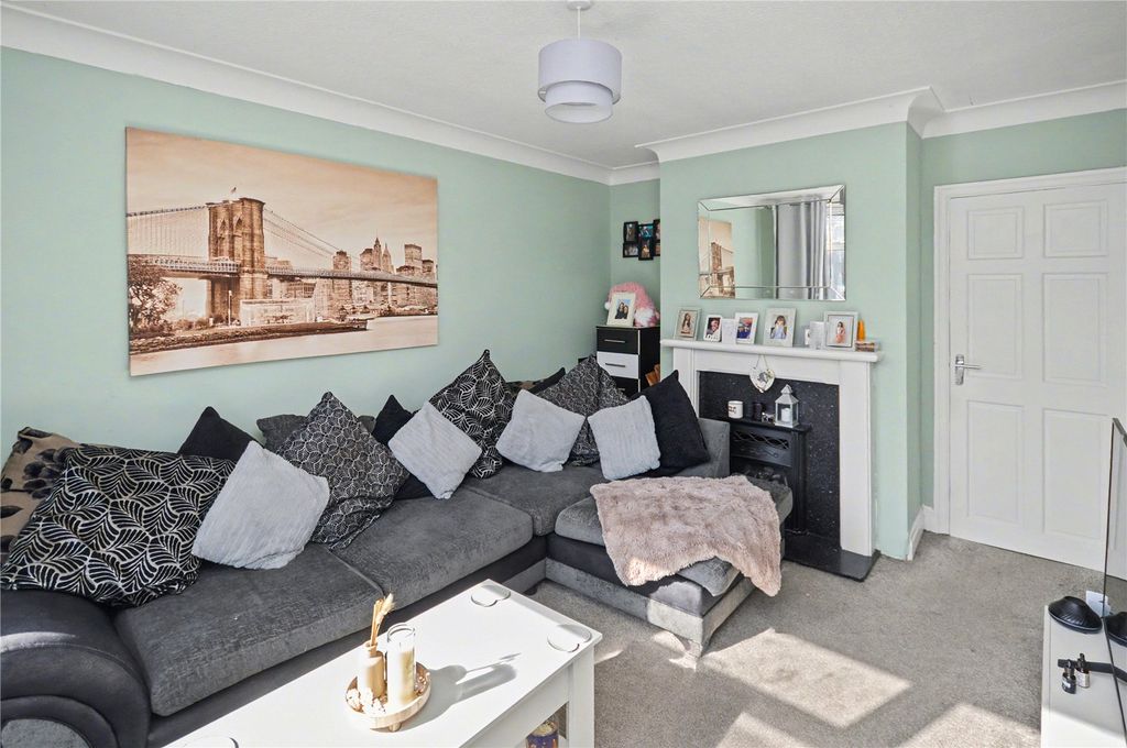 Property photo 3 of 10 Picture 3