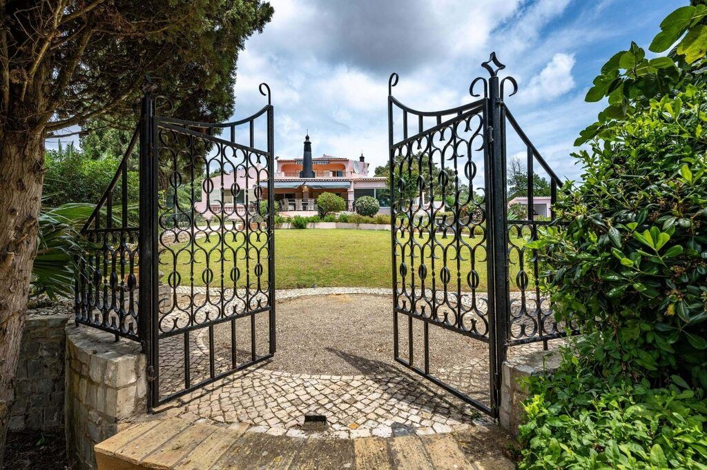 Property photo 1 of 29 Alragve Villa With Stables Ptlagv393P 30