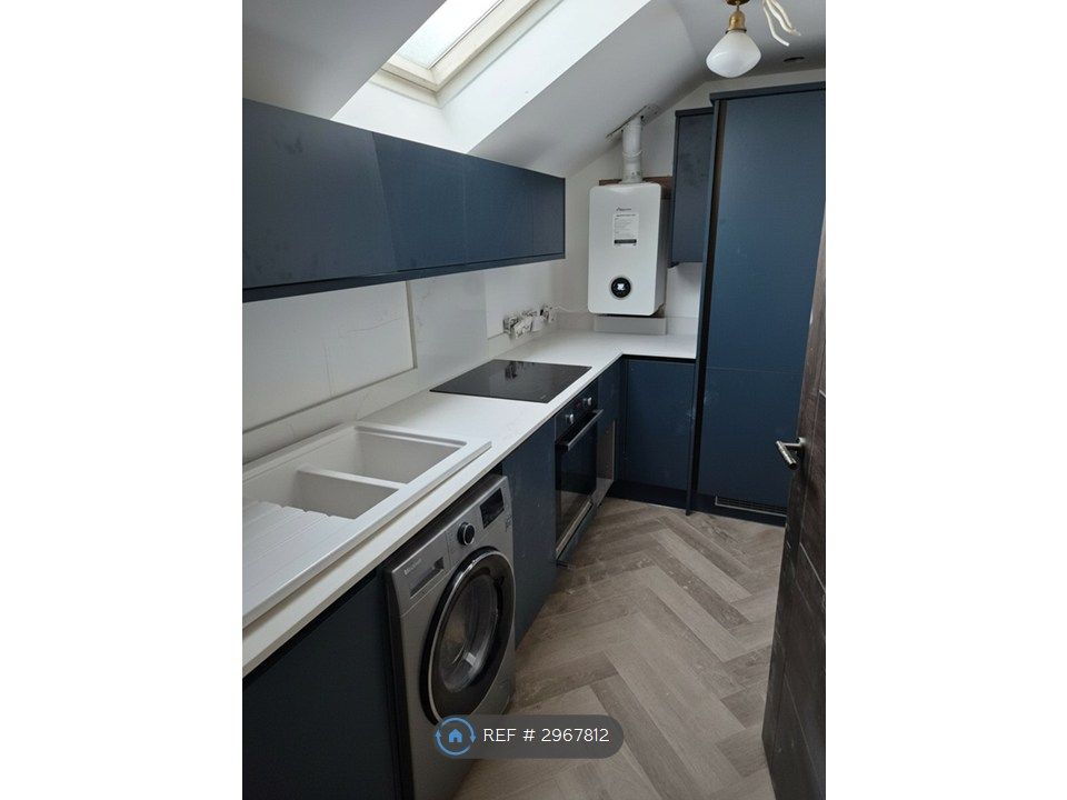 Property photo 2 of 3 Kitchen