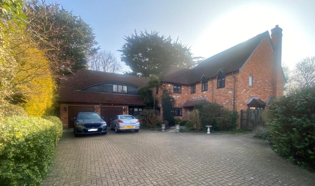 Property photo 1 of 17 External View