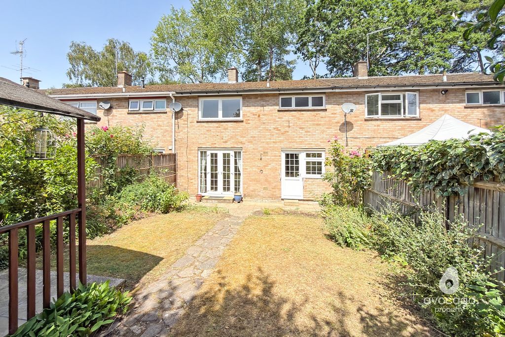 Property photo 2 of 13 4992863