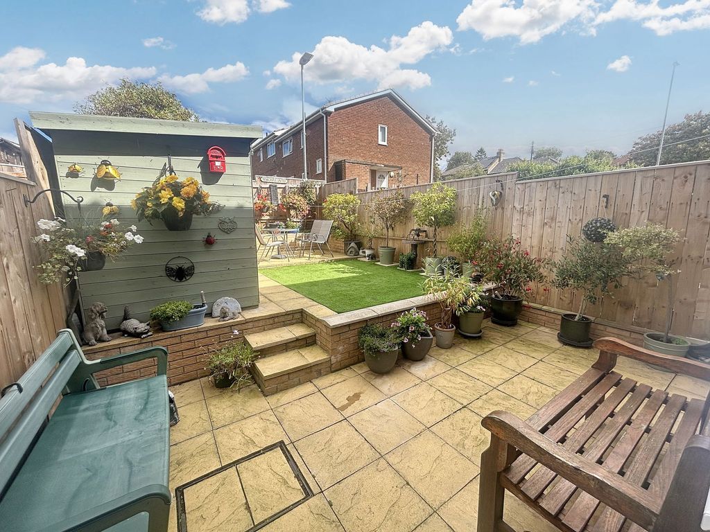 Property photo 3 of 17
