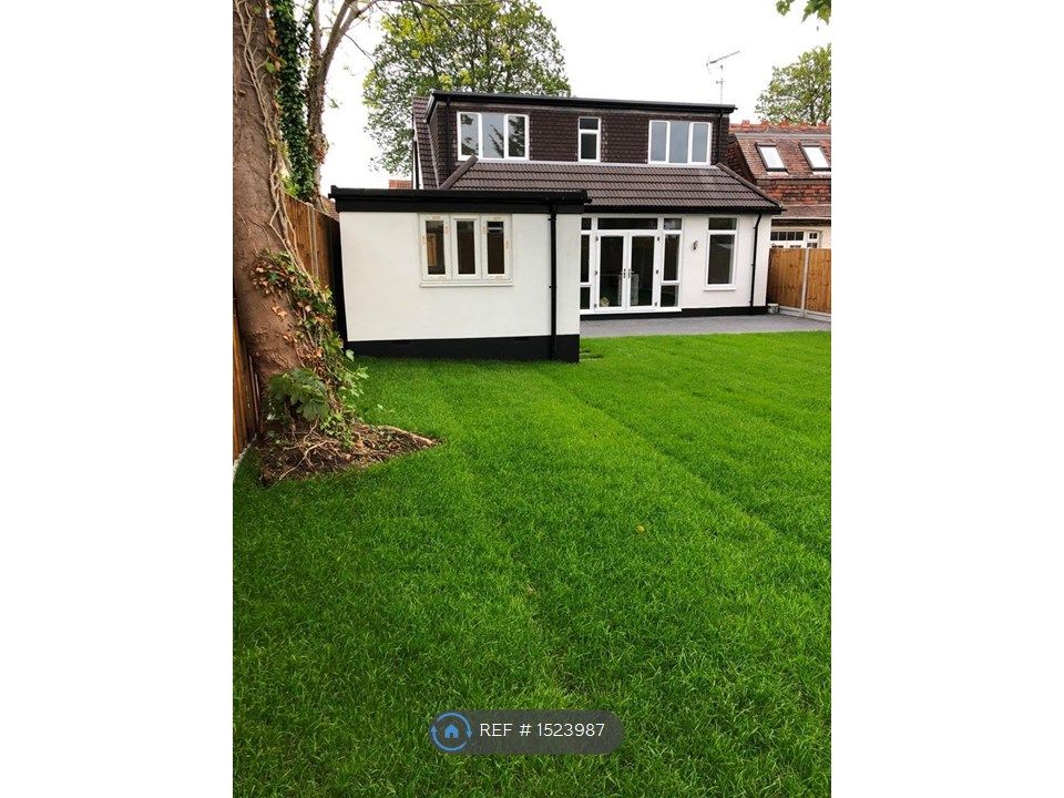 Property photo 3 of 13