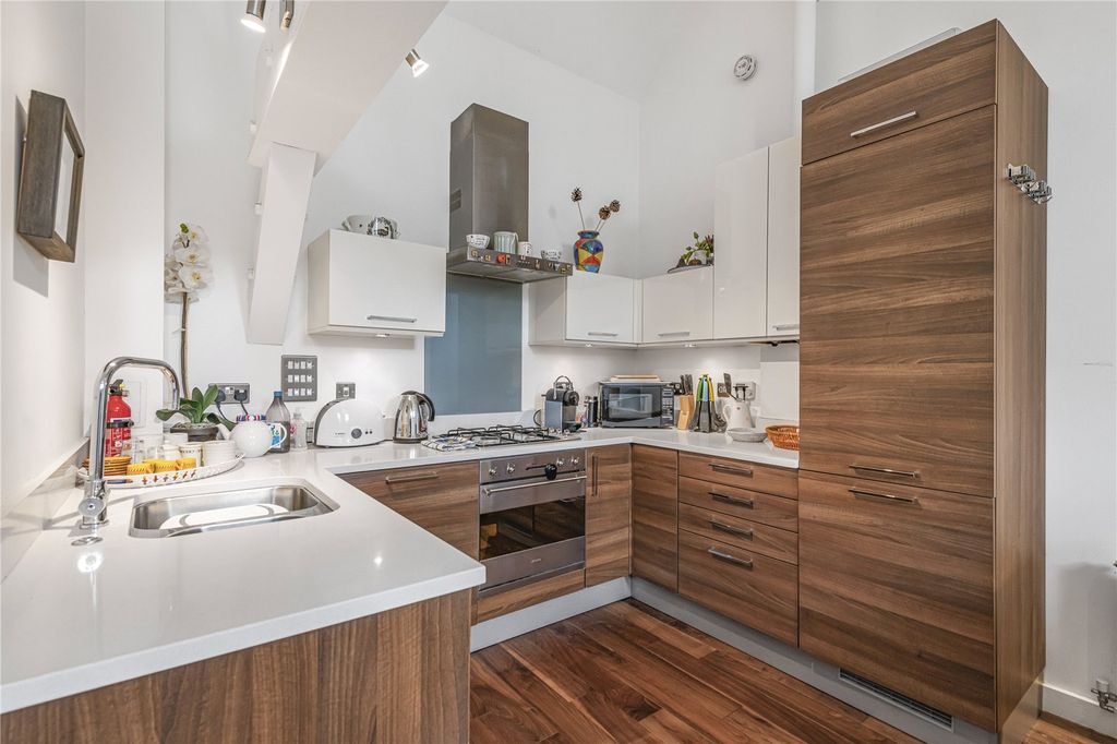 Property photo 2 of 13 Picture No. 05