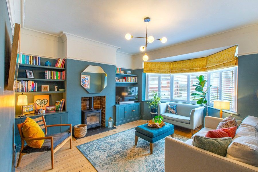 Property photo 2 of 25