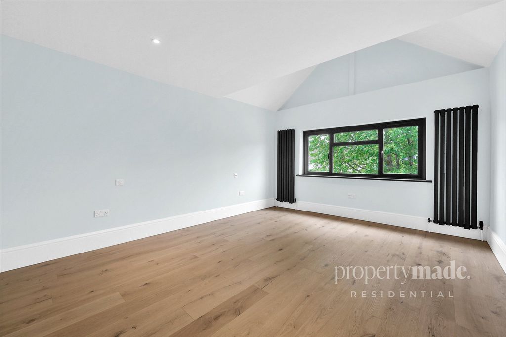 Property photo 3 of 30 Picture No. 31