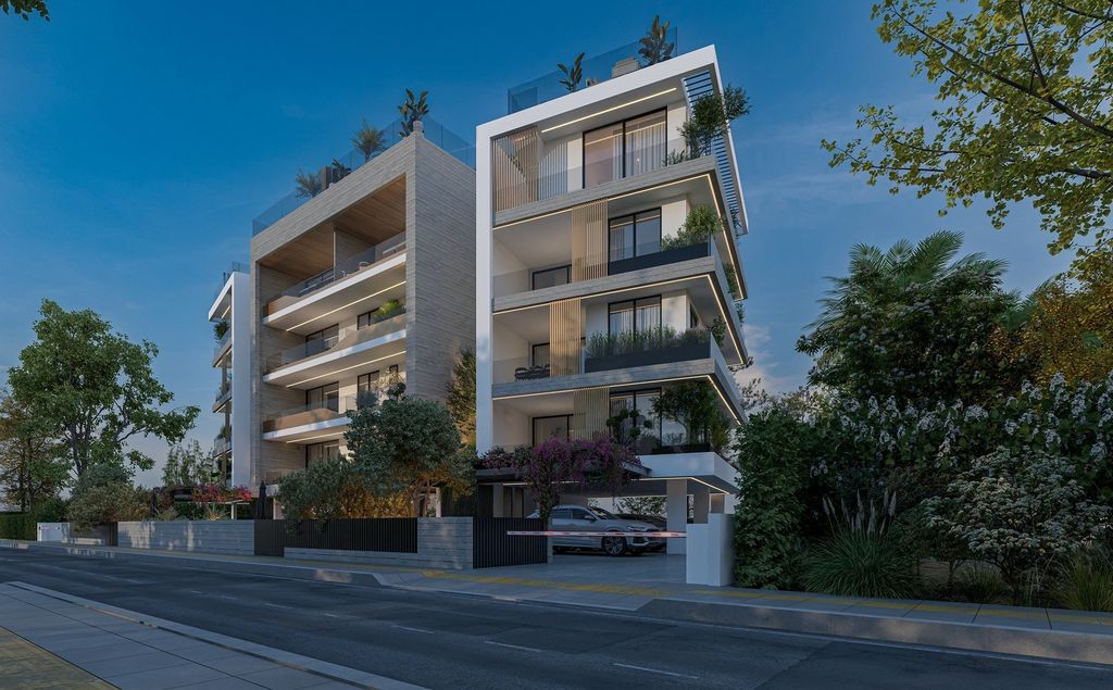 Property photo 3 of 22