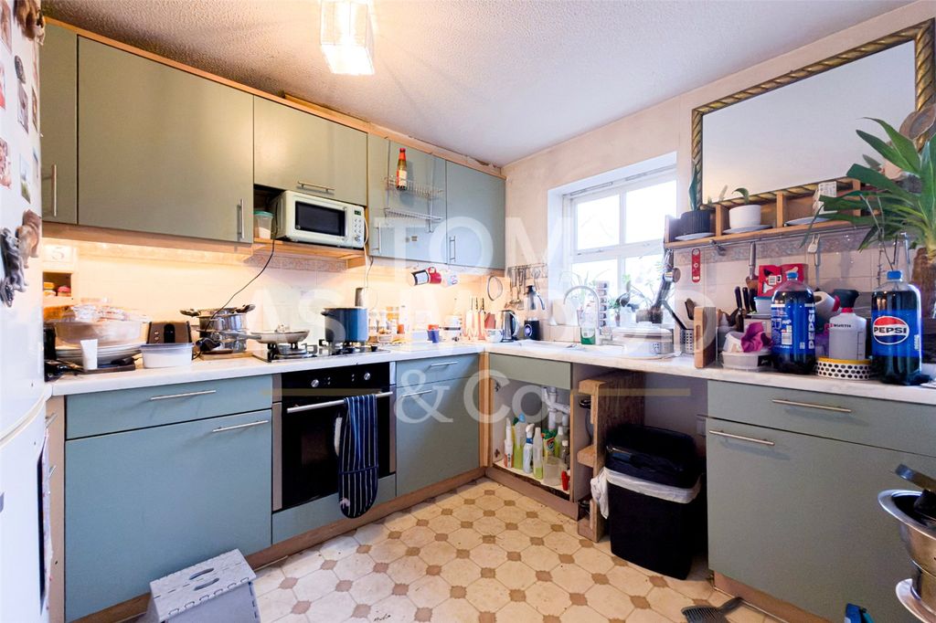 Property photo 3 of 14 Picture No. 14