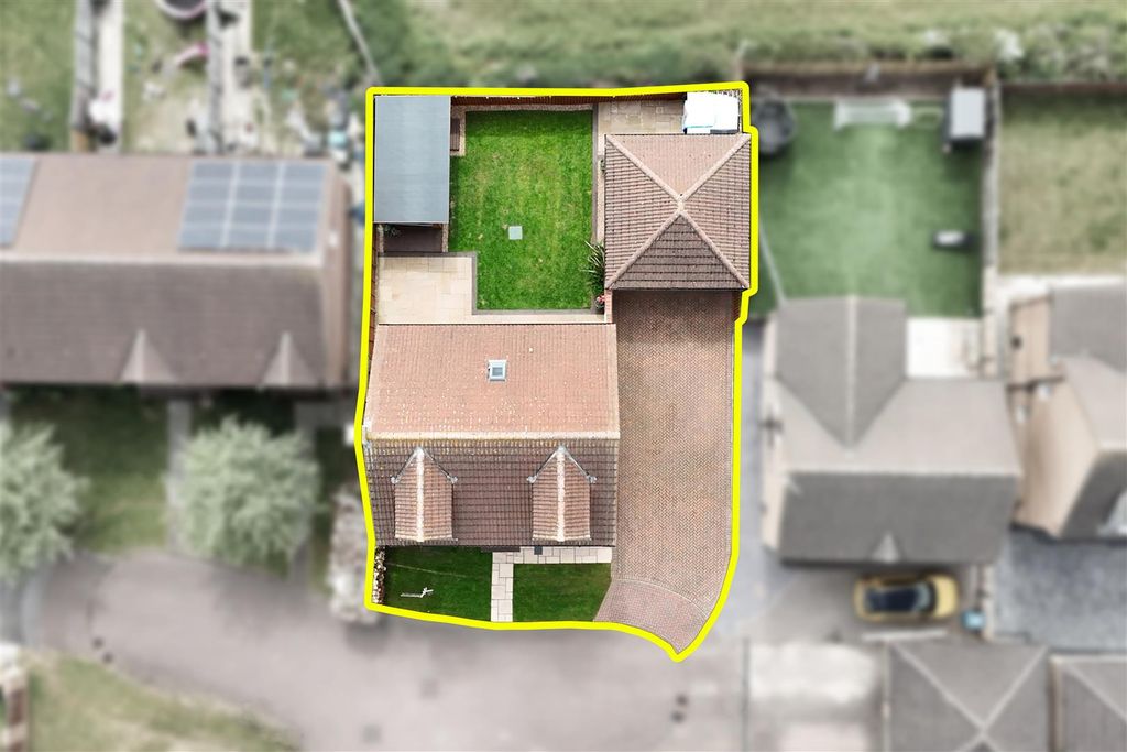 Property photo 2 of 45 52 Willow Avenue Drone Overhead.Jpg