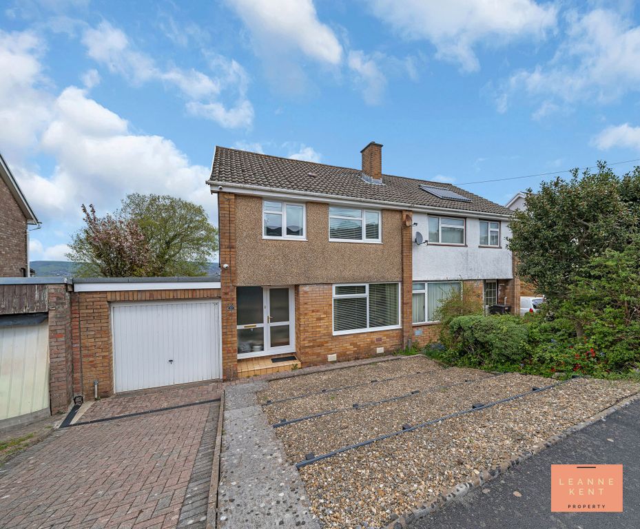 Property photo 1 of 33