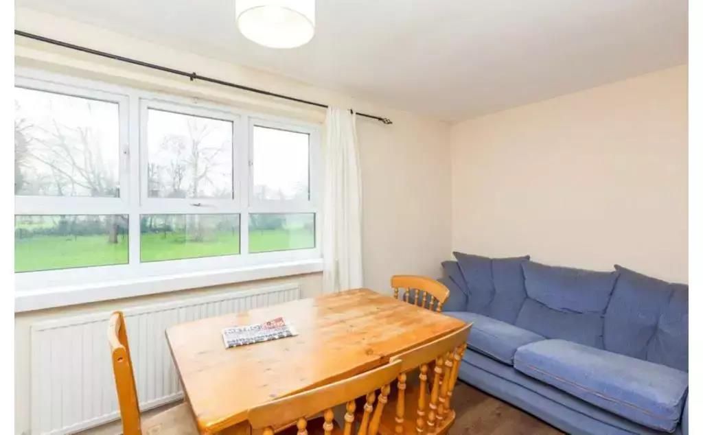 Property photo 3 of 4