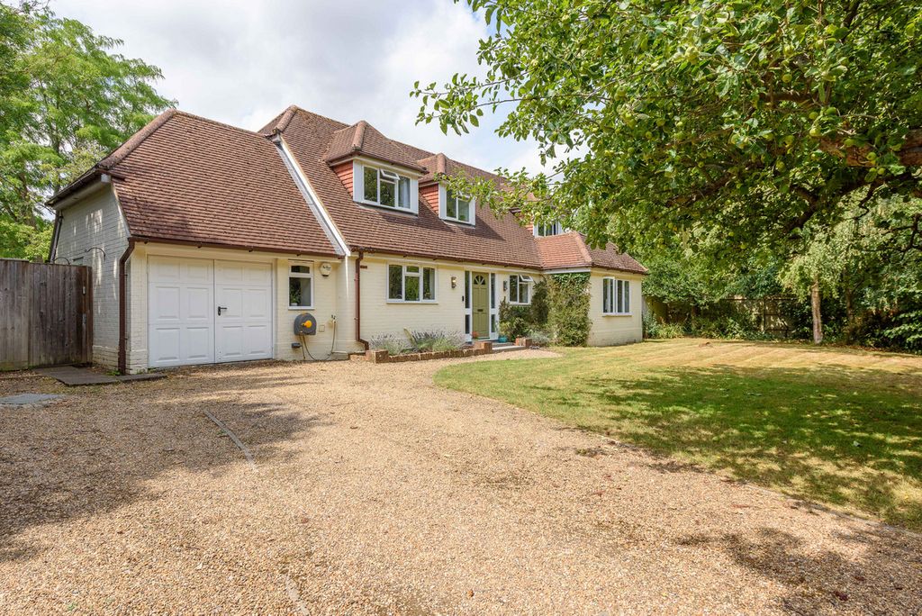 Property photo 1 of 25
