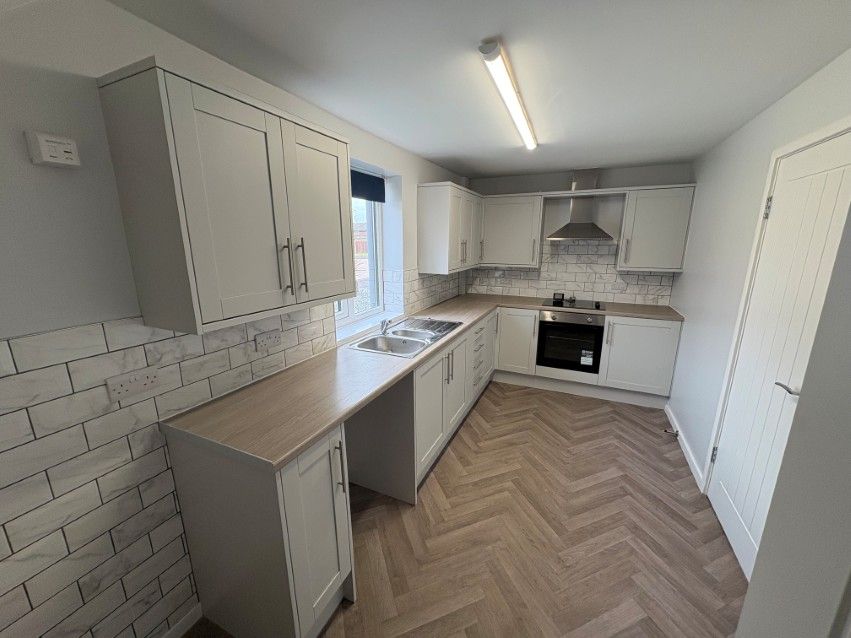 Property photo 3 of 14 Image