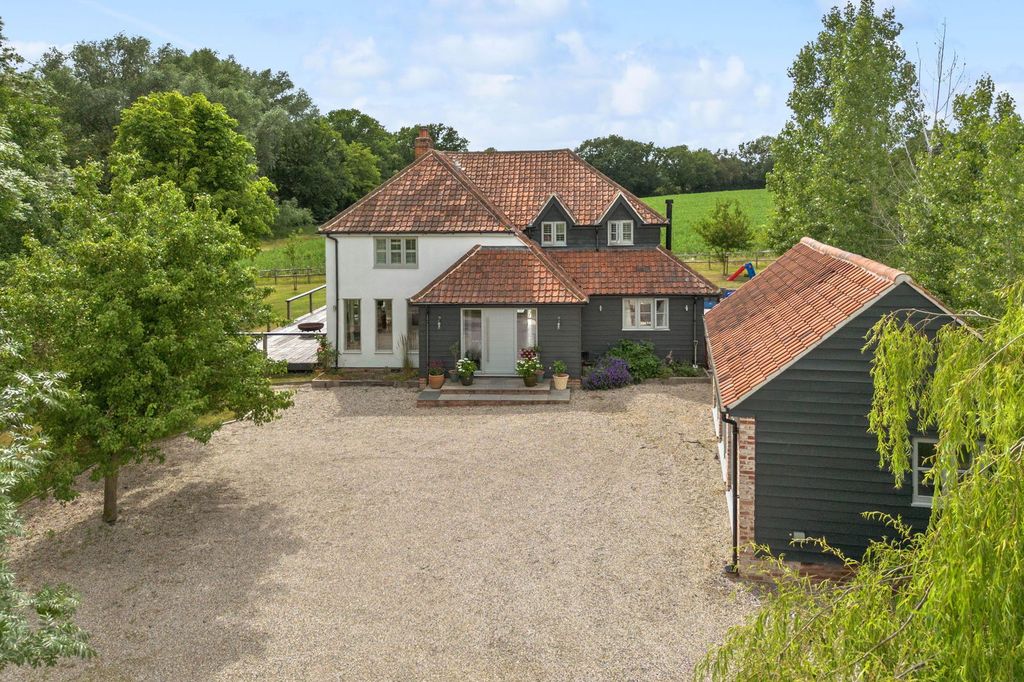 Property photo 1 of 54