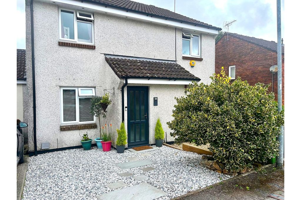 Property photo 1 of 24