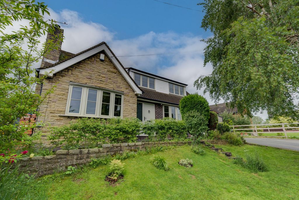 Property photo 1 of 35