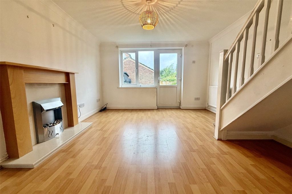 Property photo 2 of 9 Picture No. 22