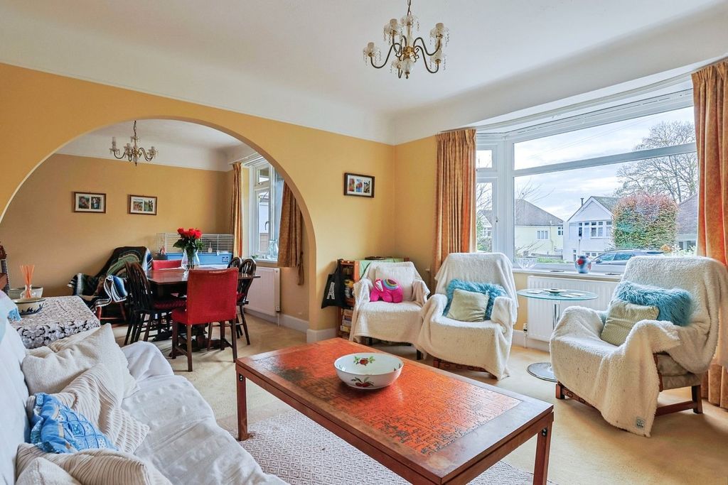 Property photo 2 of 18