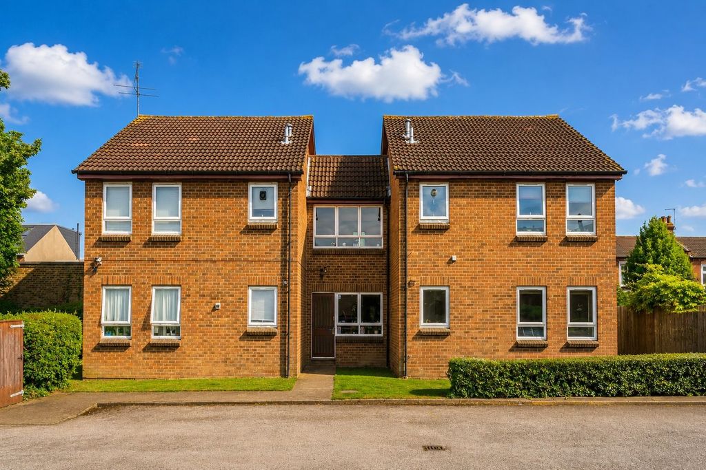 Property photo 1 of 11