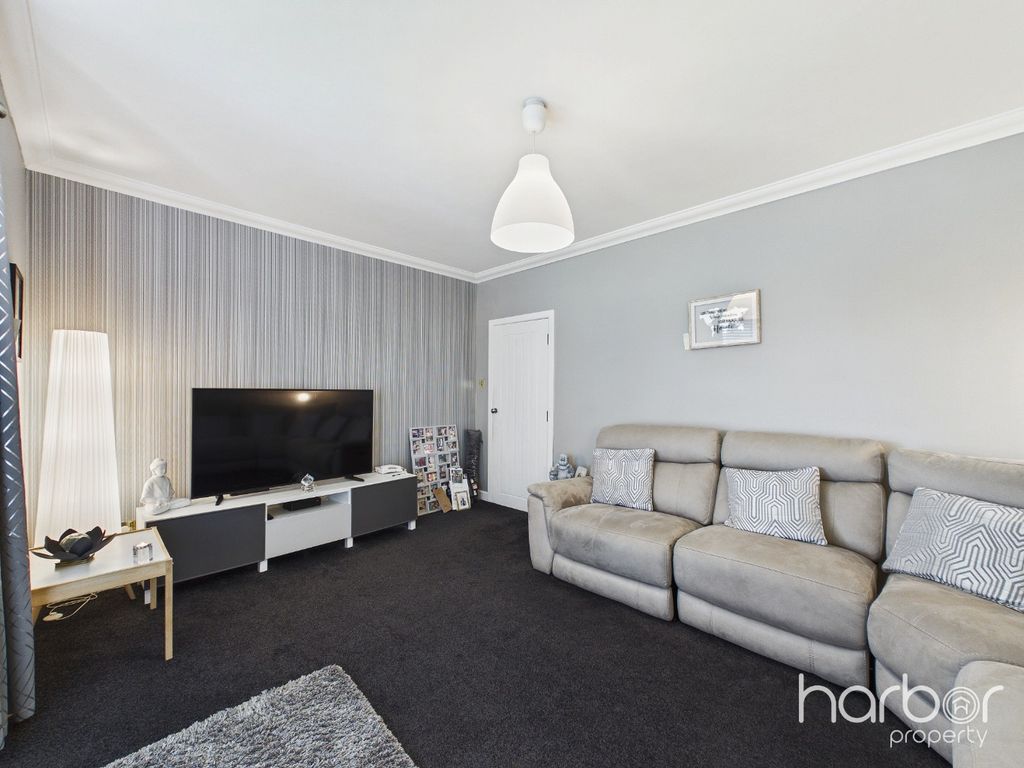 Property photo 3 of 17 5333628