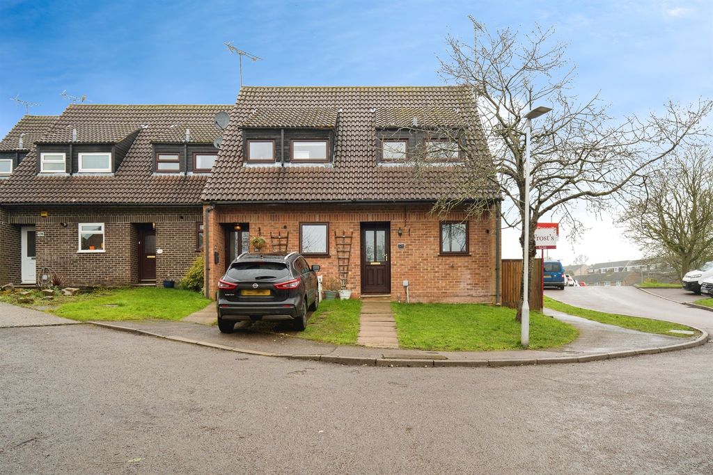 Property photo 2 of 18