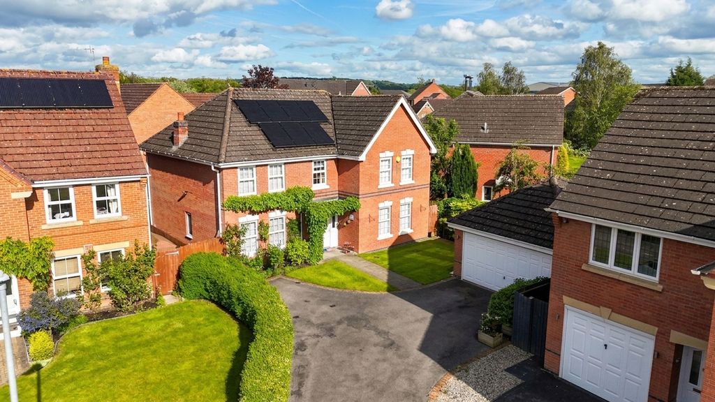Property photo 1 of 34