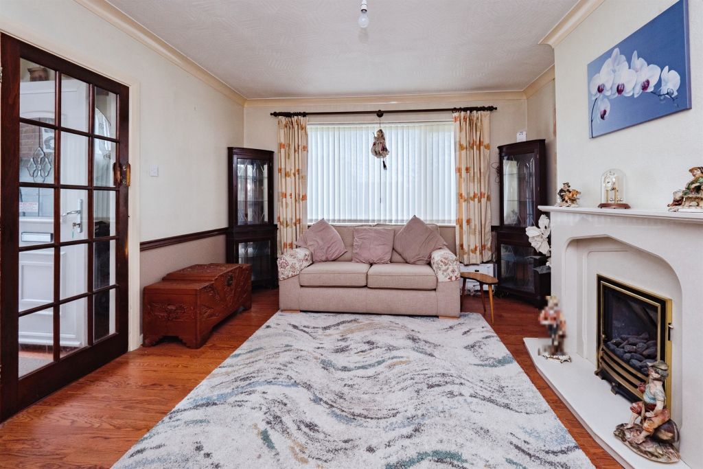 Property photo 2 of 16