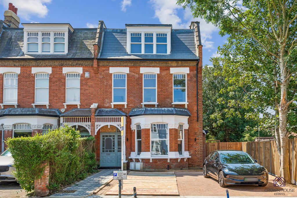 Property photo 1 of 19