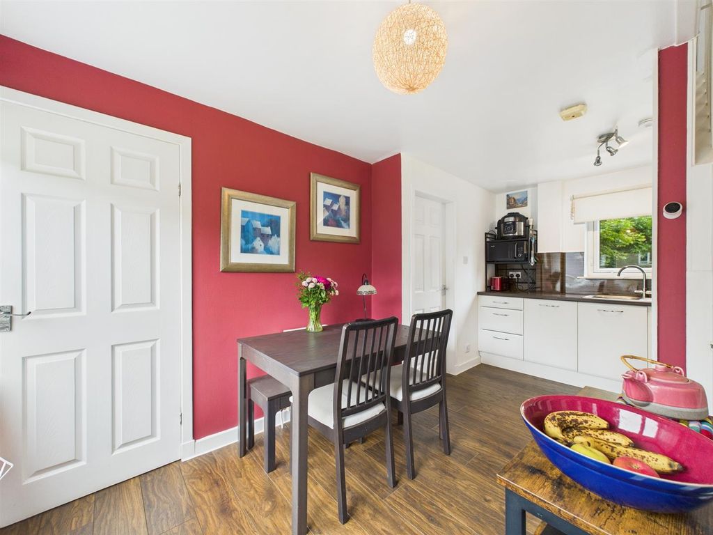 Property photo 2 of 14 Cam03782G0-Pr0214-Still018_Alt.Jpg