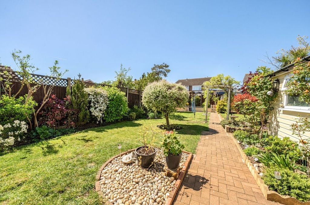 Property photo 2 of 19