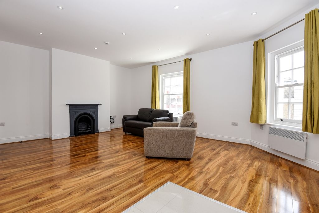 Property photo 1 of 6 208581 (6)c