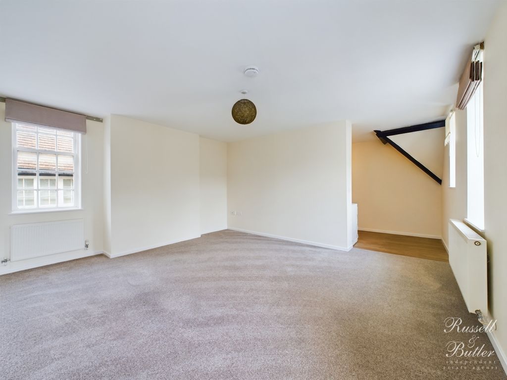 Property photo 2 of 9 Cam02127G0-Pr0018-Still005