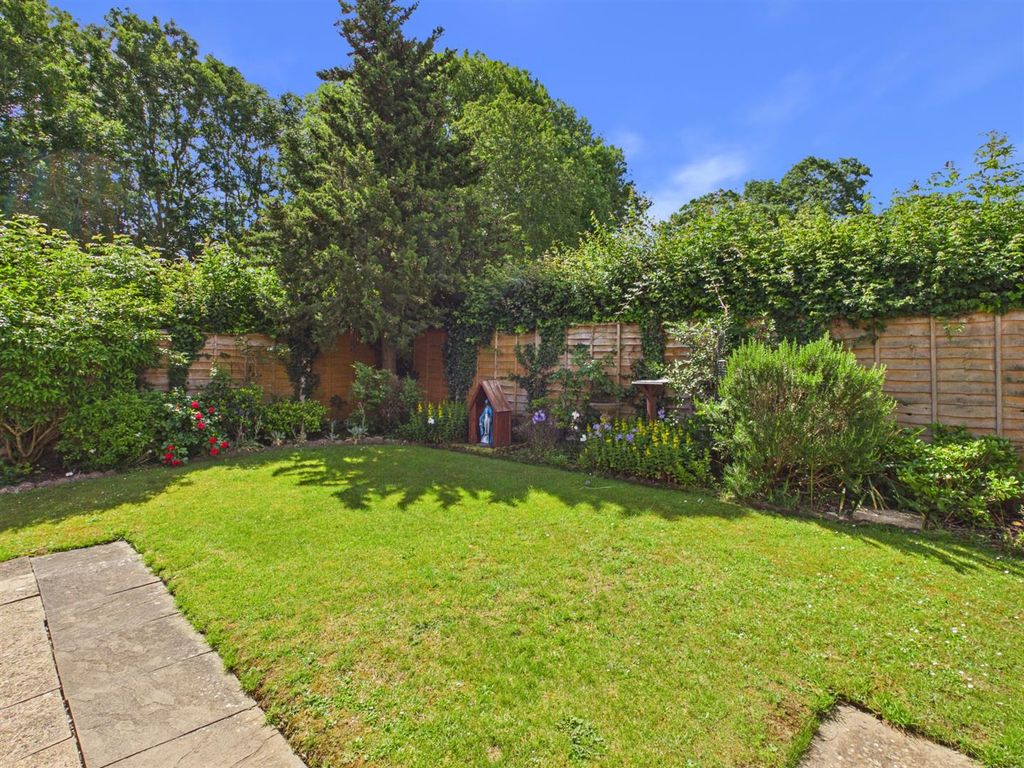 Property photo 3 of 15