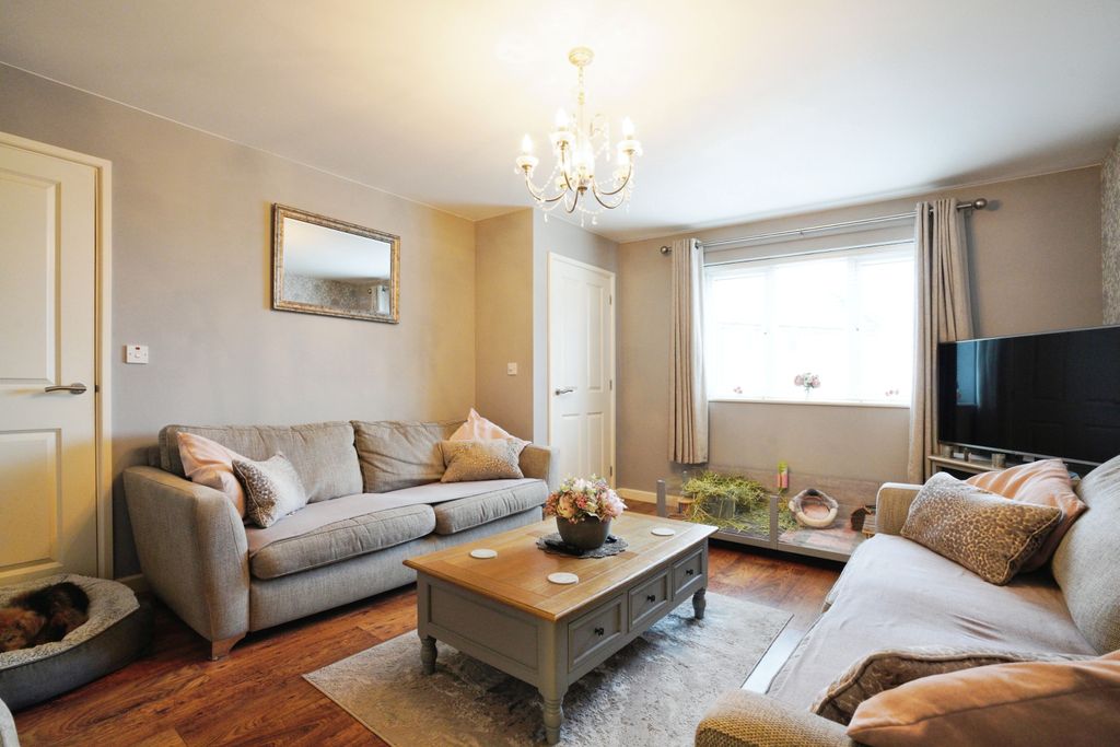 Property photo 2 of 17 Photography
