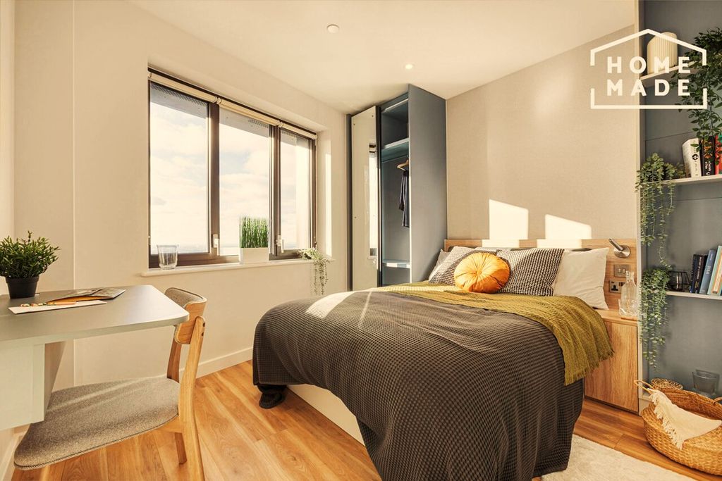 Property photo 3 of 17 F908c8F46F950Db6Dbce01Df493A