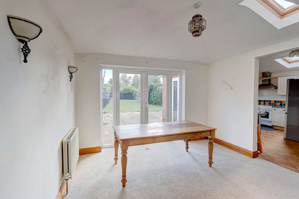 Property photo 3 of 17 Picture No. 18