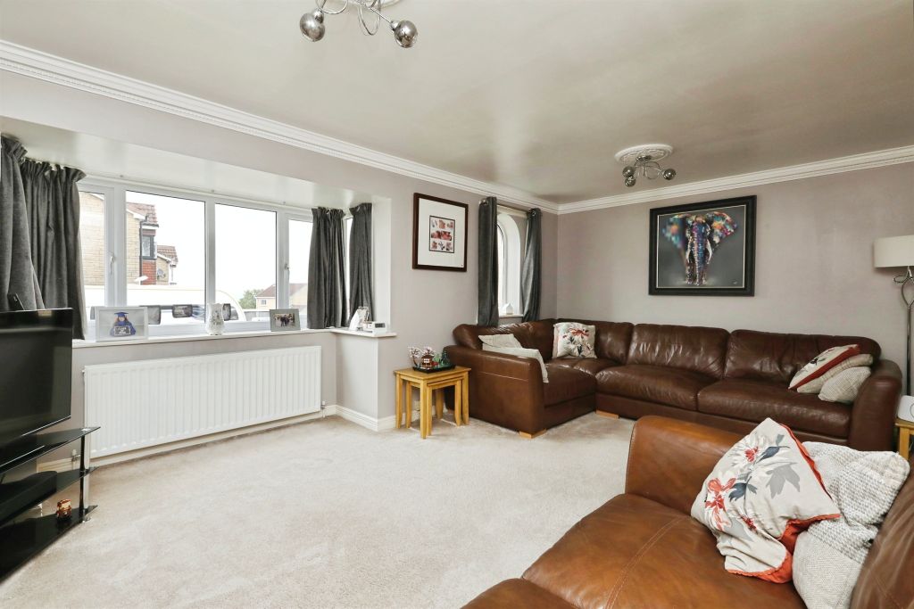Property photo 3 of 18