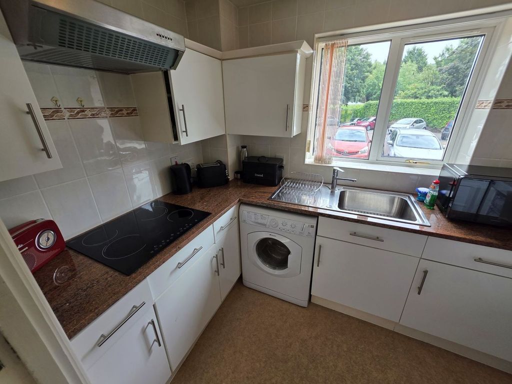 Additional image 9 of 1 bed property for salePriory Gardens, Abergavenny NP7