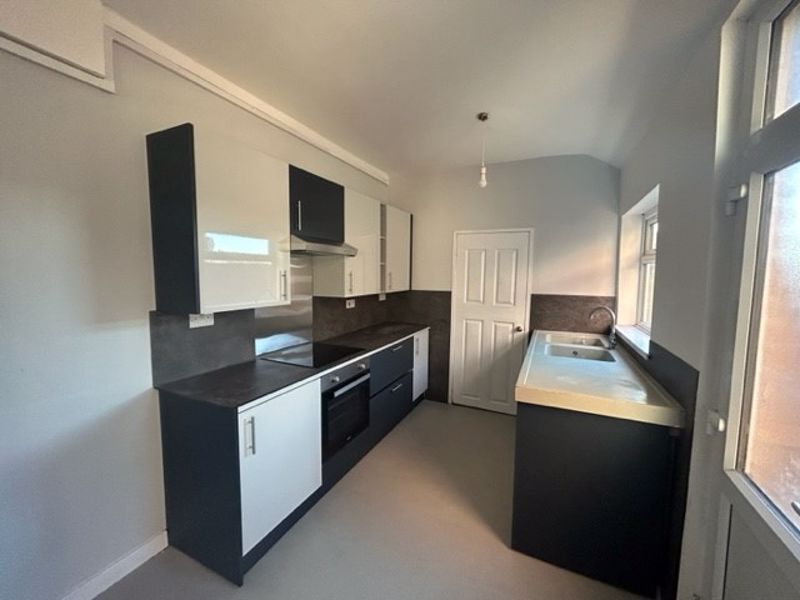 Property photo 3 of 10 Photo 3