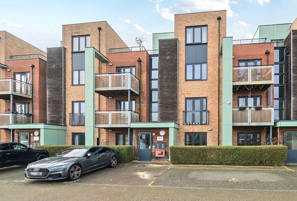 Property photo 1 of 22 1419595-3-699d863...